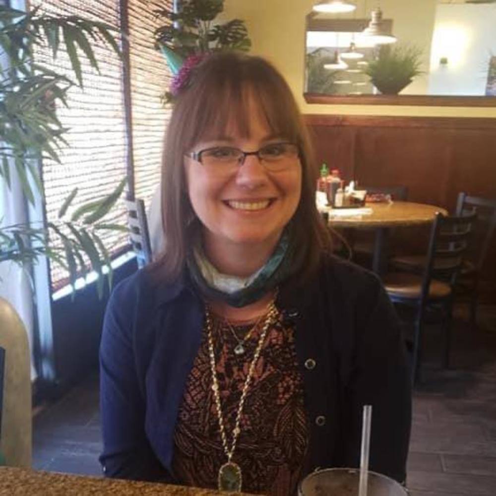 Meet your Posher, Carla